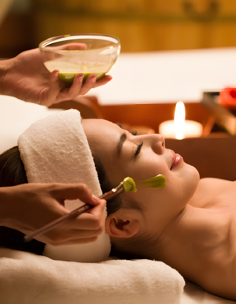 M3M St. Andrews Masseuse To Melt Stress